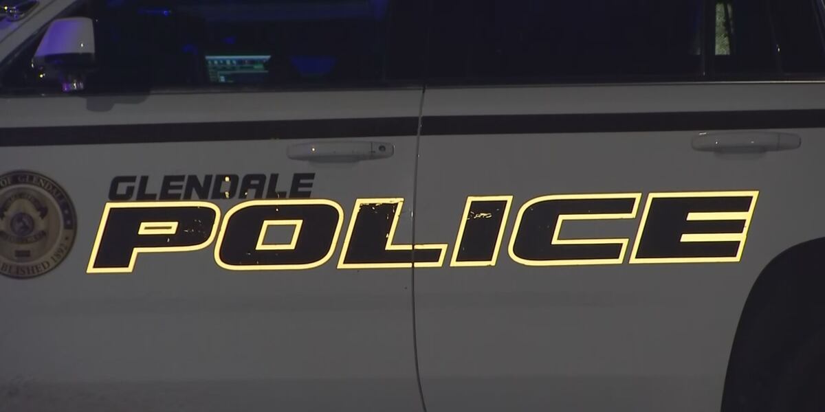 Motorcyclist dies in crash in Glendale