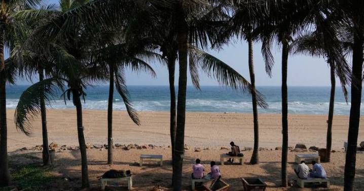 Cyclone intensifies, India evacuates tens of thousands