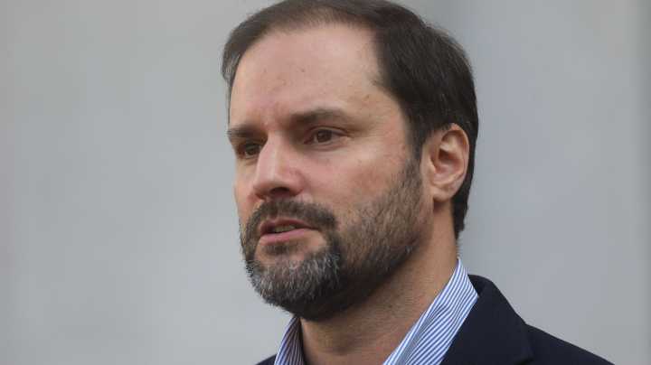 Municipalidad de Providencia interpone querella criminal contra tres estudiantes del Liceo Lastarria tras incidentes