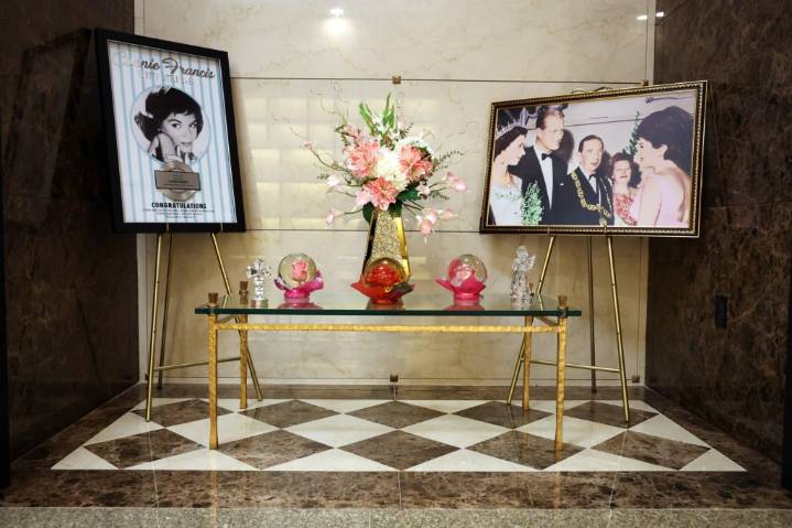 Rest in paradise: Where South Florida's famous & infamous are buried