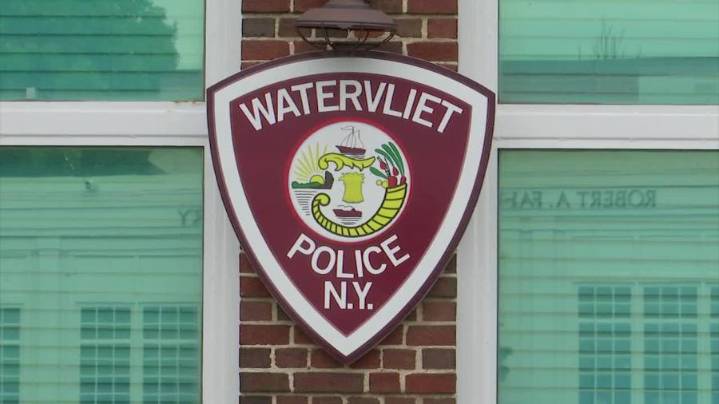 Troy woman accused of abandoning dog in Watervliet