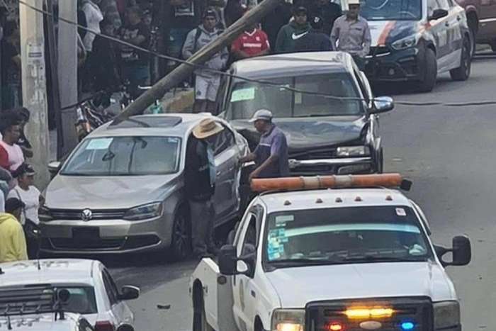 Dos choques dejan un muerto y daños en Zinacantepec