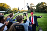 Trump anuncia que los aranceles a camiones, que afectan a México, comenzarán en noviembre