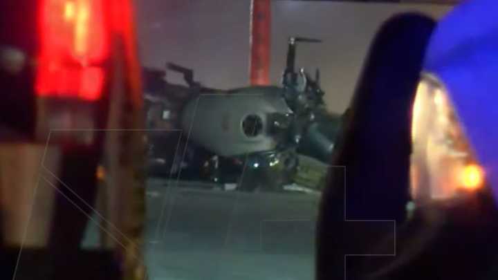 Hombre Muere Tras Choque Entre Auto y Moto en la Autopista al Aeropuerto en Apodaca, Nuevo León