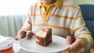 Mujer termina su matrimonio de 25 años porque el marido se comió su trozo de tarta