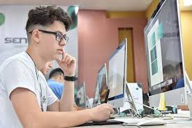 Cursos cortos gratuitos en turismo fortalecen la formación técnica