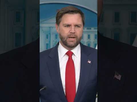 Vance Doesn't Expect Long Shutdown, Sees Democrats 'Cracking'