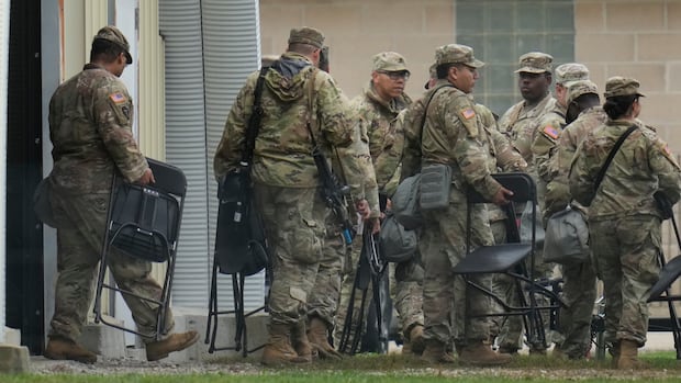 Judge temporarily blocks National Guard troop deployment in Illinois