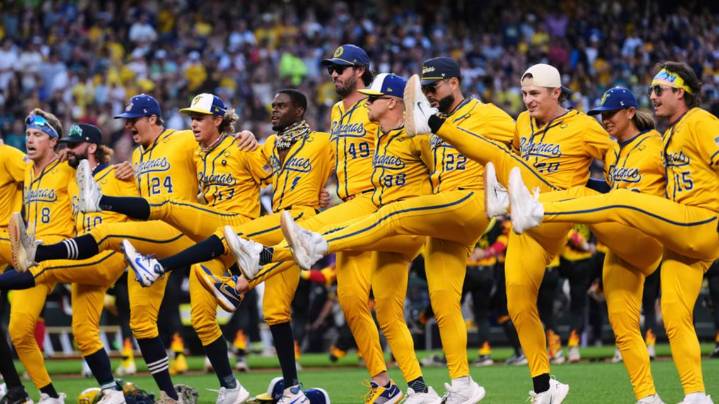 Savannah Bananas, Party Animals to meet at Autzen Stadium