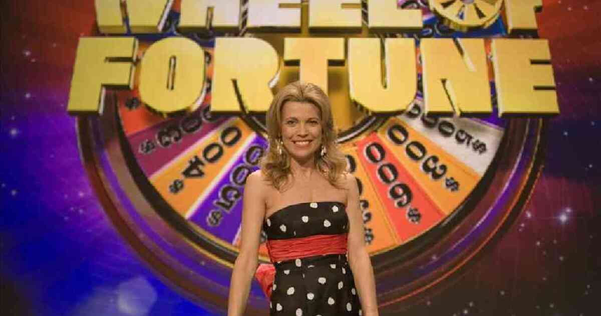 Woman wins $1 million on 'Wheel of Fortune' with boss in the audience