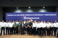 Huixquilucan entrega equipo y uniformes a sus trabajadores para mejorar eficiencia﻿