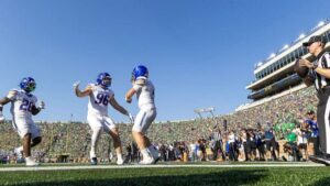 ‘We can’t lose any more’: Boise State’s playoff chances are hanging by a thread
