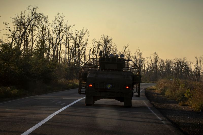 Ukraine's frontline cities filled with dread and defiance
