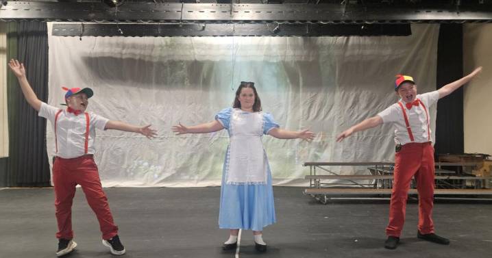 Midd-West Middle School cast ready to take audiences down the rabbit hole in 'Alice in Wonderland Jr.'