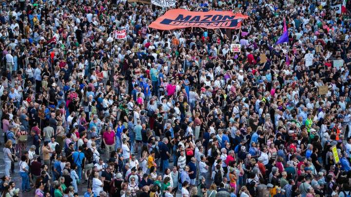 Una nueva protesta clama por la dimisión de Mazón un año después de la DANA