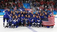 Equipo de hockey en California se disculpa por usar palabra ICE en partido para hispanos