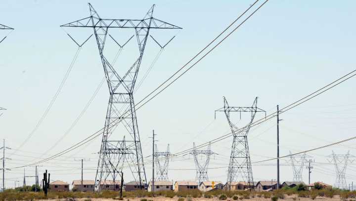 APS plans to develop new gas plant, offer subscription to data centers