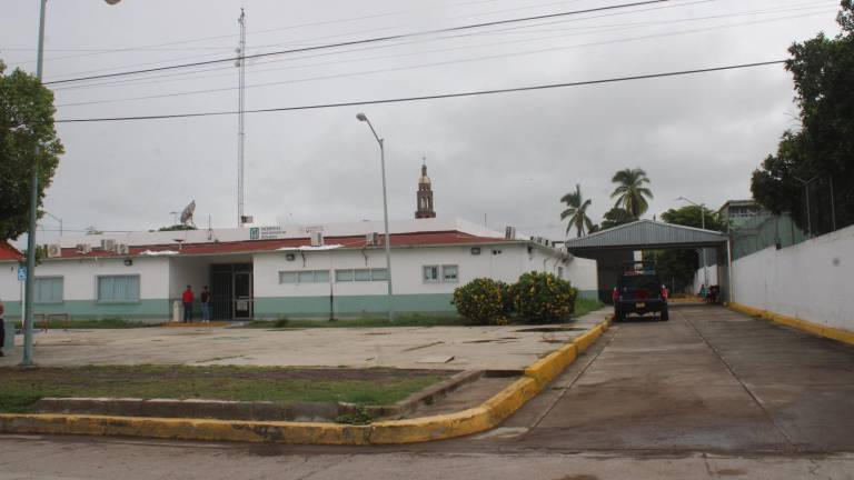 Se avanza en prevención y atención oportuna de cáncer de mama, asegura titular de Hospital Integral de Rosario