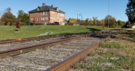 VDOT study: Adding trail beside rail more complex than trail alone