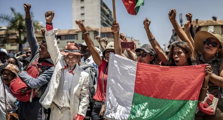 Presidente de Madagascar disuelve el Parlamento antes de voto de destitución
