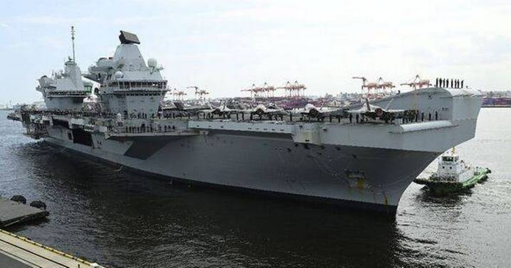 Chinese jets make ‘attack run’ on Royal Navy warship sailing past Taiwan in WW3 scare