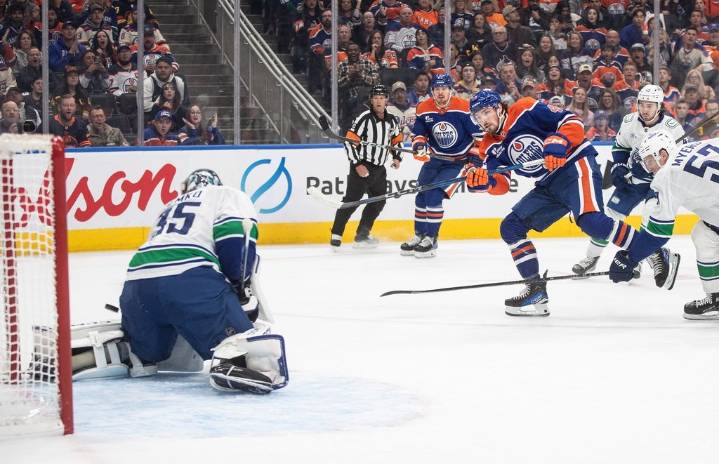 Oilers net first win with 3-1 decision over resilient Canucks – Winnipeg Free Press