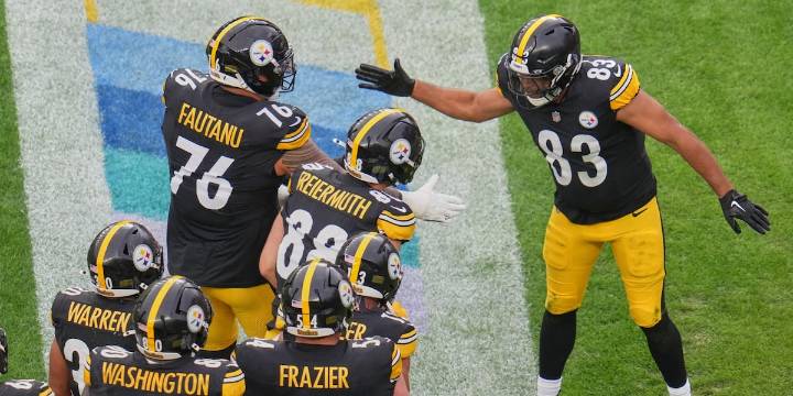 Browns shut down by Steelers 23