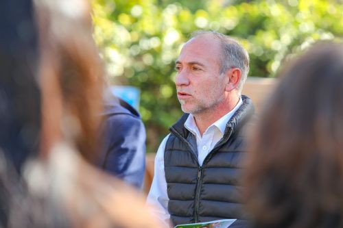 El Gobierno provincial articula acciones con intendentes locales por la crecida de los ríos