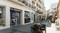 Guerra de perfumes en Mérida: tres grandes firmas cara a cara en el centro
