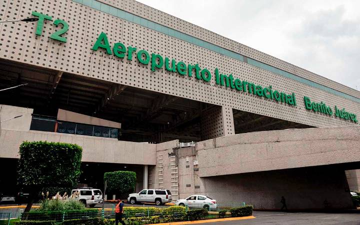 Aeropuerto de la CDMX registra afectaciones en vuelos por banco de niebla
