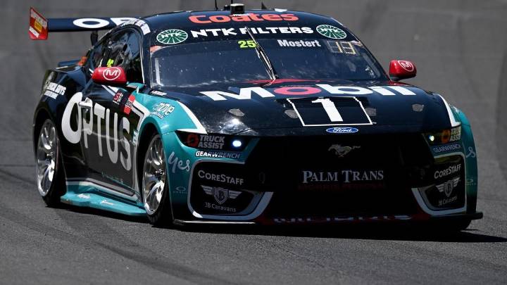 Mostert, Davison out of Bathurst 1000 as Kostecki leads