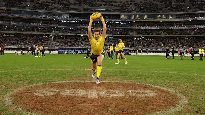 AFL news 2025: Centre bounce, substitute rules scrapped in latest law changes