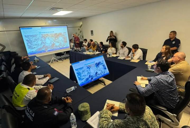 Huracán “Priscila” no representa peligro directo para Bahía de Banderas; sólo dejará lluvias leves