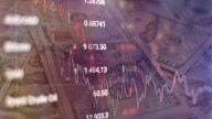 El dólar "que nunca duerme" se desinfla mientras que el blue se mantiene estable al cierre de la semana