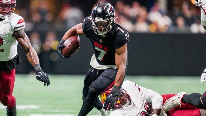 Bills prepare for one of NFL's top running backs as Oliver return looms possible