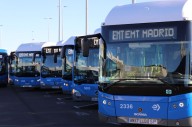 La EMT refuerza sus líneas de autobuses para facilitar el acceso a los cementerios madrileños por Todos los Santos
