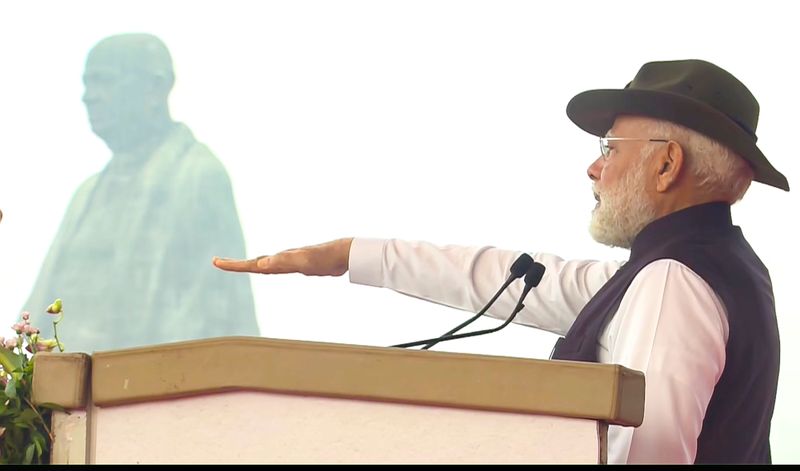 PM Modi: 'Sardar Patel wanted to unite entire Kashmir with India, Nehru did not allow it'