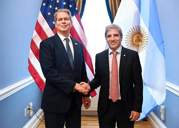 El mensaje de Scott Bessent a Luis Caputo en el inicio de la cumbre en Estados Unidos