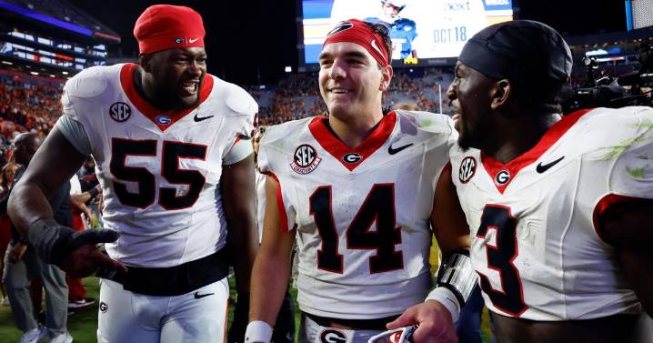 Gunner Stockton is earning a reputation for toughness as No. 9 Georgia prepares for No. 5 Ole Miss