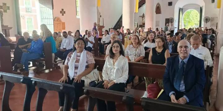 Ingenieros de Coro celebraron su día con misa, ofrenda y reconocimientos
