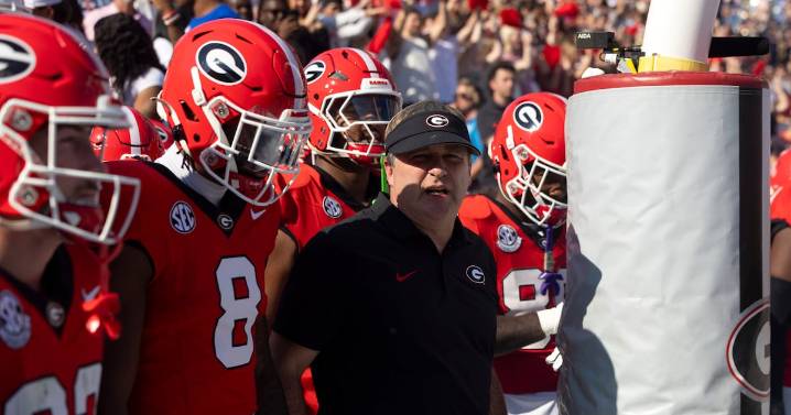 PHOTOS: Georgia hosts Ole Miss in key SEC matchup