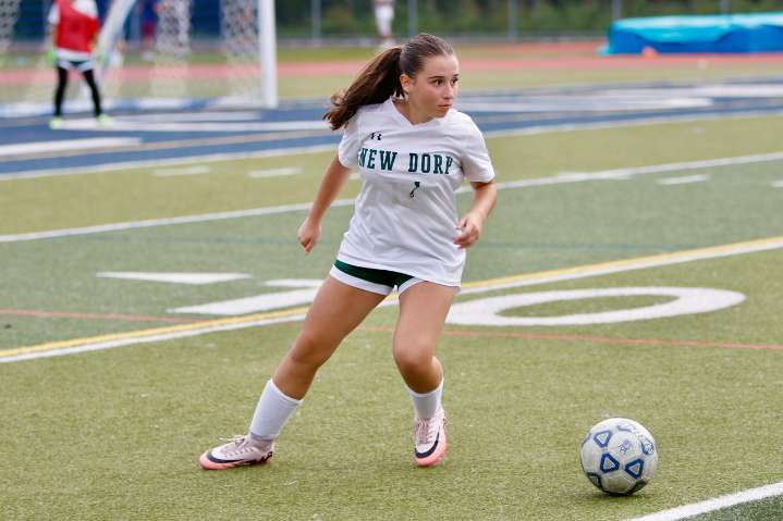 Staten Island PSAL soccer: New Dorp girls down Port Richmond; Petrides, Curtis boys victorious