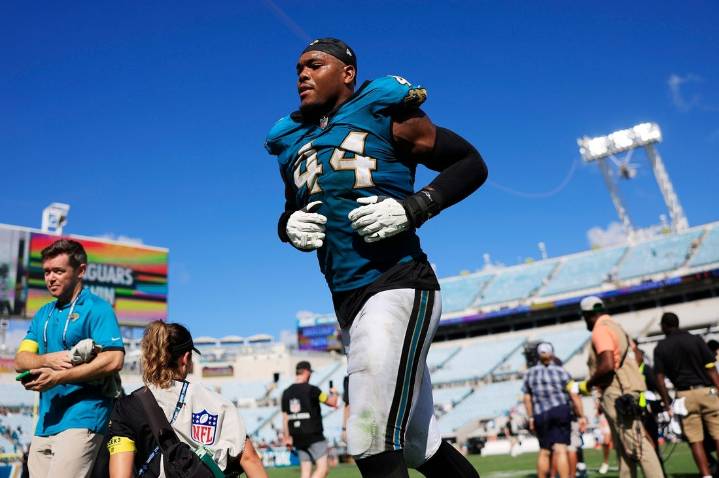 Deadspin | Jaguars' Travon Walker could be game-time decision vs. Chiefs