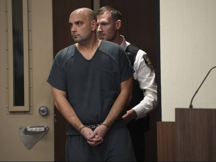 Alleged drunk driver in Johnny and Matthew Gaudreau crash asks court to toss his confession