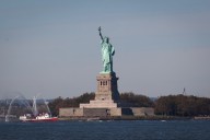La Estatua de la Libertad no abrirá al público mientras se mantenga el cierre gubernamental