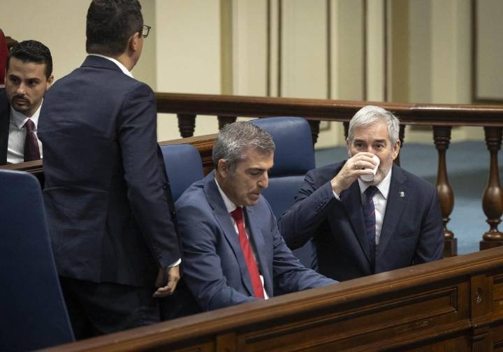 El Parlamento de Canarias rechaza la subida de tasas aeroportuarias