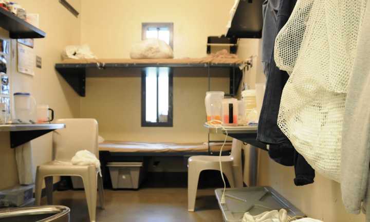 Inmate's death at Minnesota prison investigated as possible homicide