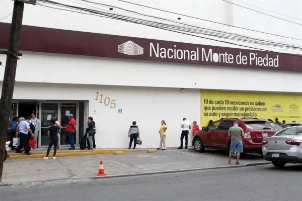 Estalla huelga en Nacional Monte de Piedad