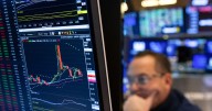 Así viene el riesgo país 2025 en Latam: de la reducción en Ecuador al salto en Argentina