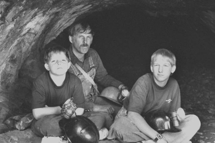 A 37-Year-Old Father and His Two Kids Spent 5 Days Trapped in a West Virginia Cave Before Their Dramatic Rescue